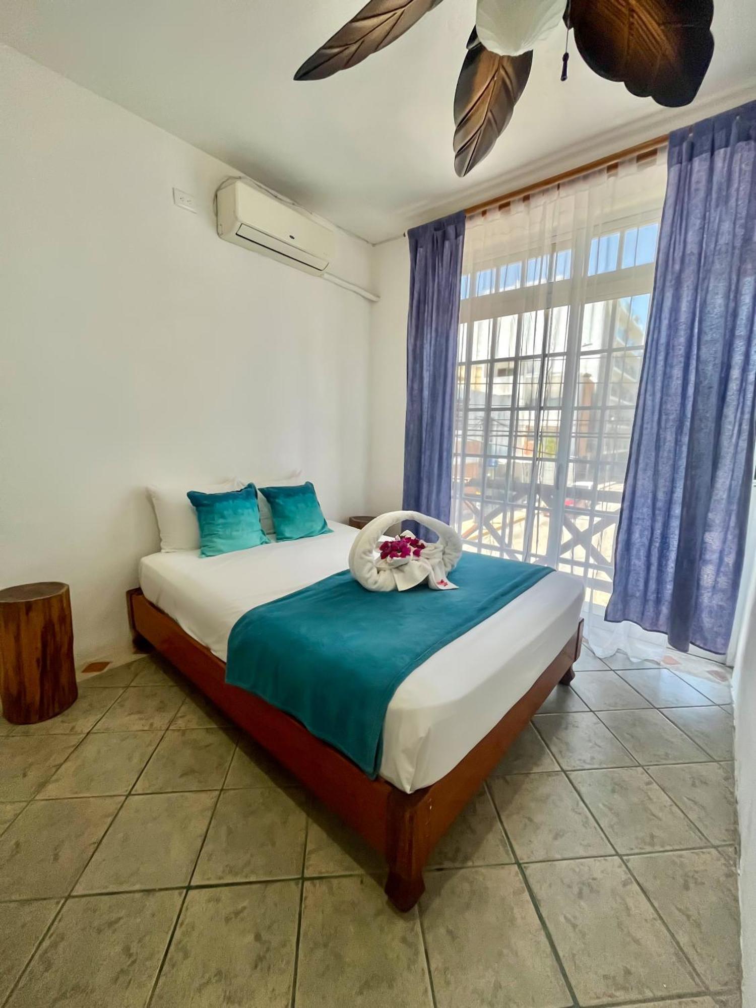 Selva Y Mar Apart Hotel Плая дел Кармен Екстериор снимка